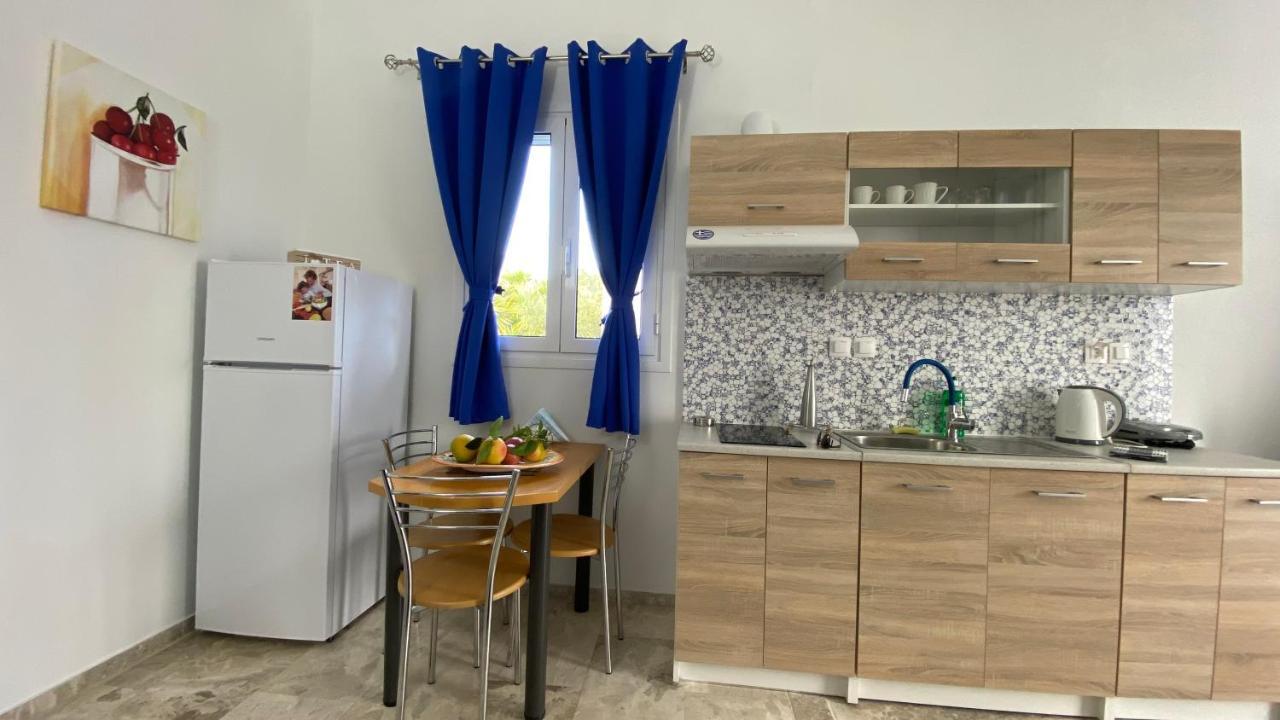 Patras Blue Suite Exteriör bild