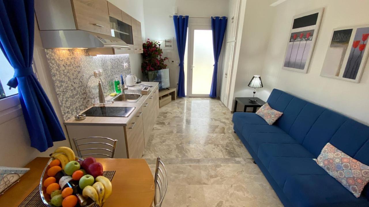 Patras Blue Suite Exteriör bild